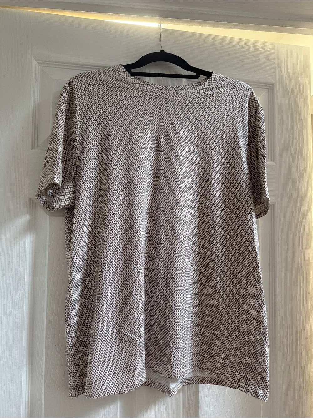 Express / Men's Patterned Short Sleeve Top